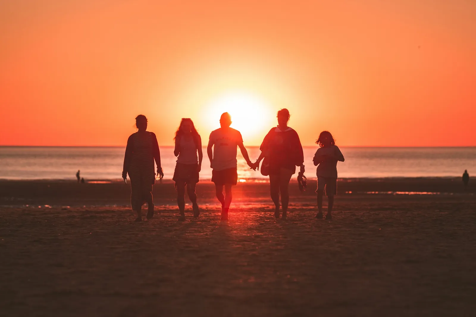 Multi-generation family journeys